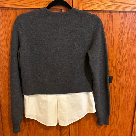 Marc By Marc Jacobs Gray Sweater with White Layer - Picture 3 of 11
